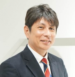 及川 智正氏