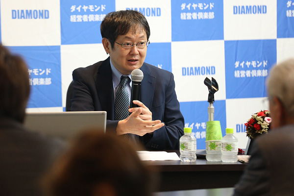 昨年に続き 古典に学ぶ は守屋淳氏をお招きして テーマは渋沢栄一氏 出版社のダイヤモンド社が主催する ダイヤモンド経営者倶楽部 昨年に続き 古典に学ぶ は守屋淳氏をお招きして テーマは渋沢栄一氏 出版社のダイヤモンド社が主催する ダイヤモンド経営者倶楽部