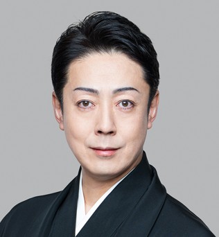 尾上 菊五郎 氏