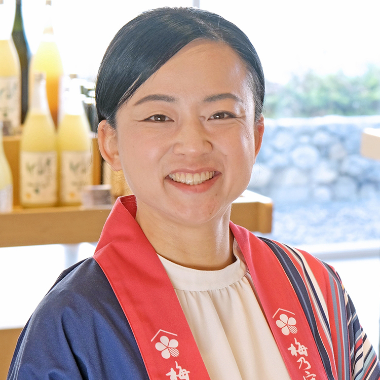 吉田 佳代 氏